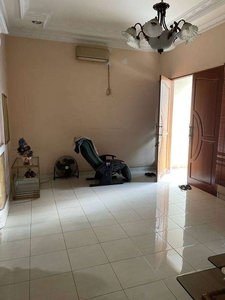 Rumah Siap Huni Jl. Abdullah-Thalib Jakarta Barat, SHM, 4+1Kamar