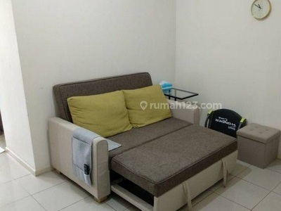 Sewa Apartemen Cosmo Terrace 1 Bedroom Lantai Sedang Full Furnished