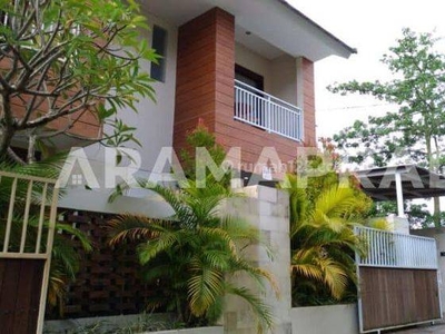 Sewa Bulanan Villa Minimalis 2 Lantai Full Furnished Pool Dekat Gwk Jimbaran Uluwatu