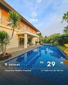 Turun Harga Dijual Rumah Bernuansa Resort di Veteran Jakarta Selatan