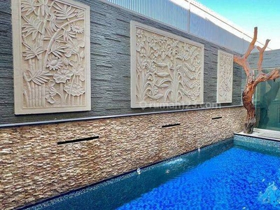 Luxury House with Swimming Pool Graha Natura. Murah .Nego.Dekat Citraland