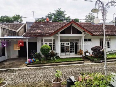 Rumah Hook Dalam Komplek Dekat Ciwalk Cocok Hunian Kantor Kostan