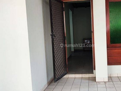 Rumah Siap Huni 2 Lantai di Kelapa Gading Bcs