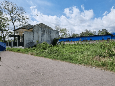 Tanah Kost 400 Jtan di Maguwo Jogja, SHM Pekarangan Akses 5 M