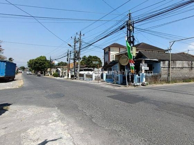 Tanah Siap Ajb Tepi Aspal Mobil Papasan Dekat Jalan Solo Jogja