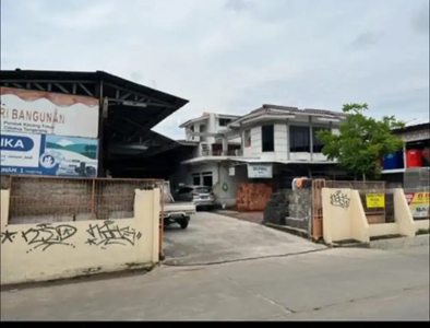 Dijual rumah dan toko bahan bangunan untuk tempat usaha di Pondok Aren