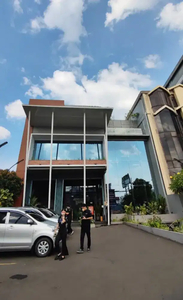 Gedung strategis istimewa Mampang Jakarta