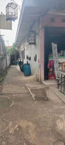 Kontrakan dan kios hitung tanah pinggir jalan Raya Kalimulya