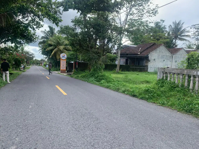 Premium 500 Mtr Jl Magelang, Dekat Polsek Tempel