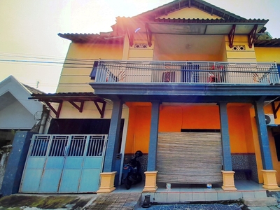 Dijual Rumah kos 2 lantai di Jombang Kota