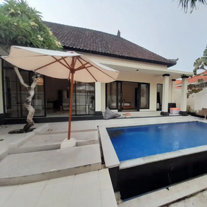 CANGGU ENCLOSED FULLY FURNISHED VILLA