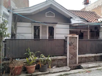 Di jual rumah siap huni terawat kawasan komplek jatihandap