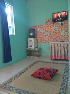 Di Sewakan homestay 1 rumah petak 2kmr, fass ac +perabotan, free wifi.