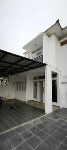 Dijual Rumah 2 Lantai di Metland Ujung Menteng Cakung Jakarta Timur