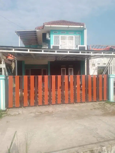 Dijual rumah 2 lantai samping cluster Kalimulya Depok