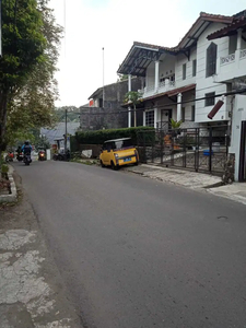 DIJUAL RUMAH BANDUNG DI MAINROAD SARIJADI dekat pasteur