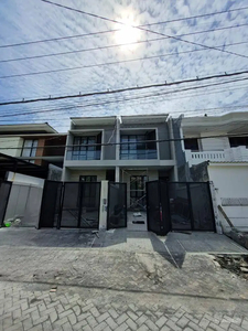 Dijual Rumah Baru Gress Modern Minimalis Sutorejo