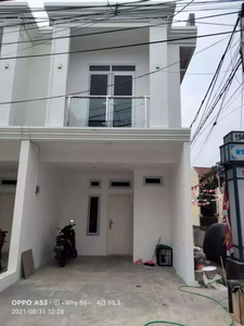 Dijual Rumah Baru Minimalis Modern 3Lt di Cempaka Putih Jakarta Pusat