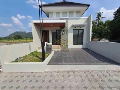 Dijual Rumah Cantik 2kt Siap Huni Dekat Stasiun Brambanan