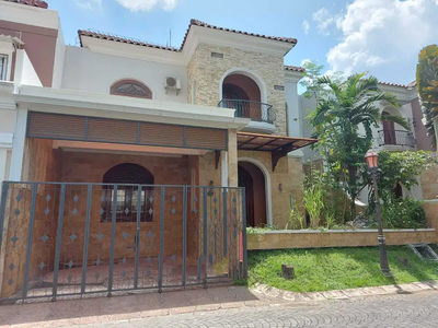 Dijual Rumah Cantik Dalam Perumahan Elite Casa Grande Yogyakarta