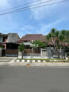 Dijual Rumah Full Furnish di Jl Bunga Bunga Suhat