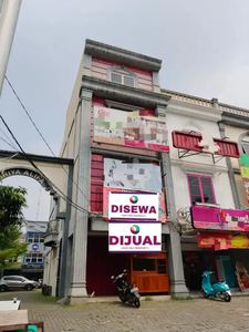 Disewakan/Dijual ruko 3½ lantai di jalan utama Grand Galaxy, Bekasi