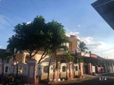 Disewakan rumah 2 lantai letak strategis di kota palembang