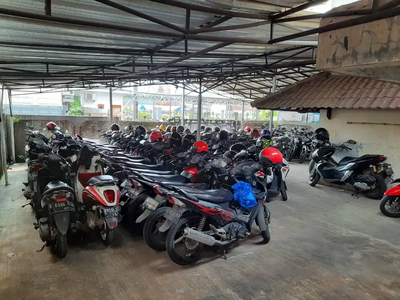 JUAL LAHAN PARKIRAN STASIUN DEPOK LAMA, DEPAN STASIUN PERSIS!