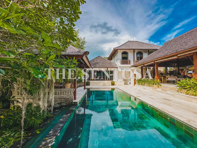 LUXURIOUS MODERN CLASSIC STYLE VILLA IN THE HEART OF CANGGU