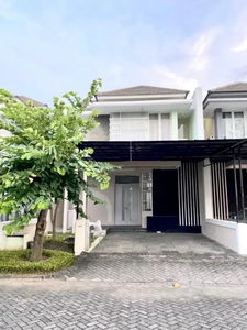 Royal Residence wiyung baru renovasi semi furnish dkt citraland