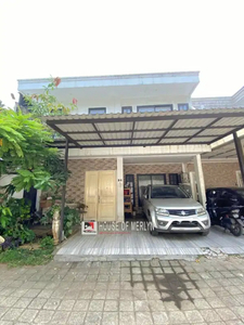 RUMAH 3 LANTAI PRIVATE POOL DEKAT PONDOK INDAH