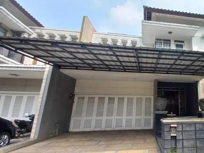 Rumah Bagus Full Furnished Ada AC 6 Unit di Kota Baru Parahyangan