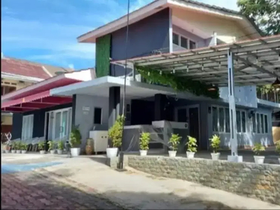Rumah dan Kost an cocok untuk kantor cafe di Tebet Jakarta Selatan