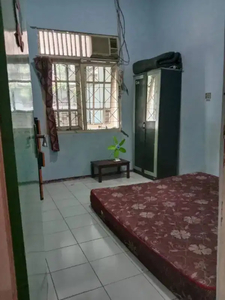 RUMAH DEKAT KAMPUS ITS SURABAYA