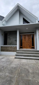 Rumah Keren Baru Minimalis di Antapani Bandung