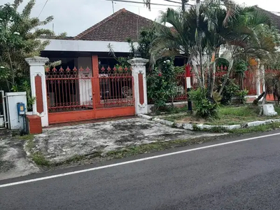 Rumah Luas Di Malang Pinggir Jalan Raya