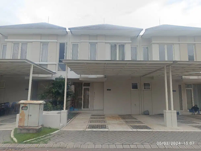 Rumah minimalis modern Grand Pakuwon Furnish dekat sekolah Sampoerna