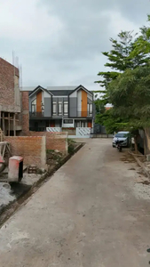 Rumah Modern Dlm Cluster Akses Jalan Lebar Duren Sawit