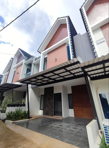 Rumah Ready Siap Huni Cluster Nyaman di Area Cibubur Ciracas Jakarta T