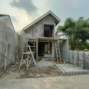 Rumah scandinavian lantai dua di jln palagan km 14 / barat uii jakal