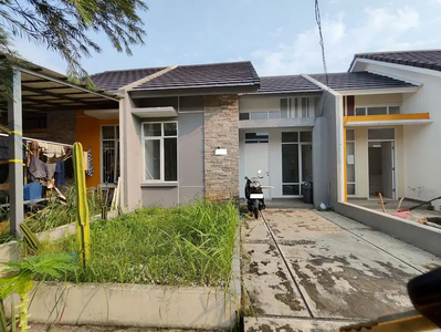 Rumah Strategis Nego di Bukit Cimanggu City, Bogor Free Renov J-23431