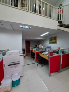 Sewa Kantor Furnish SOHO Pancoran 194 m2 Siap Huni, Strategis, Nego