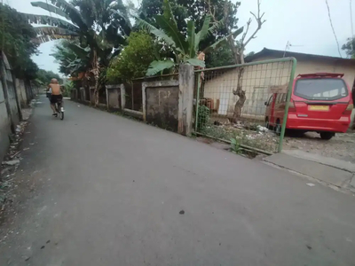 Tanah 1800mt Deket jln raya pondok Ranggon cipayung jaktim