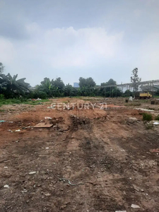Tanah Datar Dan Luas Pinggir Jalan Ramai Di Pondok Betung Bintaro