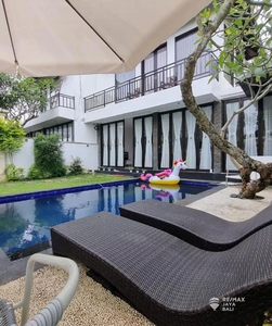 Villa Cantik Minimalis Modern Dijual, area Ungasan