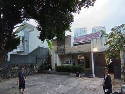 Rumah 2 Lantai Bagus di Jl.ciasem, Jakarta Pusat