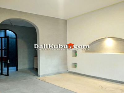 BALIKUBU. COM | AMR- For Yearly Rent Villa Meditteranian in Sanur