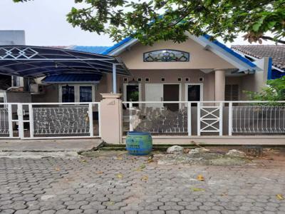 Dijual Rumah Minimalis Dan Nyaman Di Taman Royal Cipondoh