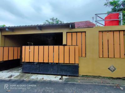 Rumah Second Bagus Mojosongo Surakarta (GH)