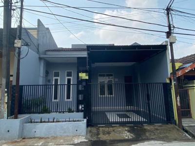Disewakan rumah baru full renovasi di Boulevard Hijau Bekasi